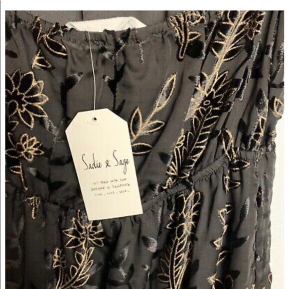 NWT Sadie and Sage black and gold halter dress size small S - Picture 2 of 2